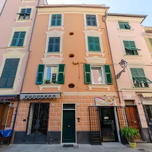 Altido Saracens Tower In Center , Sestri Levante Italia
